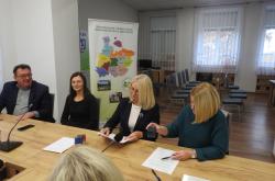 Podpisanie umów z Grantobiorcami - granty oś 11