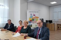 Podpisanie umów z Grantobiorcami - granty oś 11