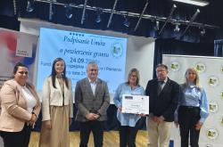 Umowy na Kluby Seniora podpisane!